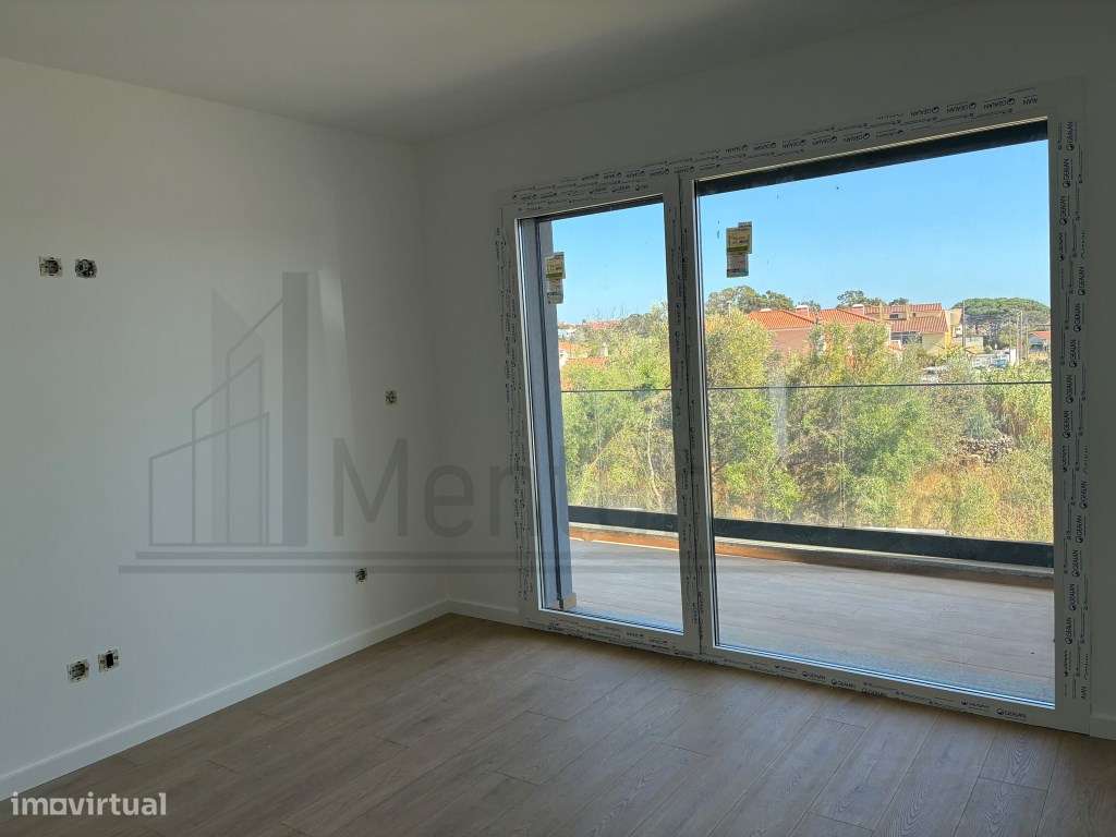 FANTÁSTICA MORADIA COM PISCINA EM MANIQUE - CASCAIS-35