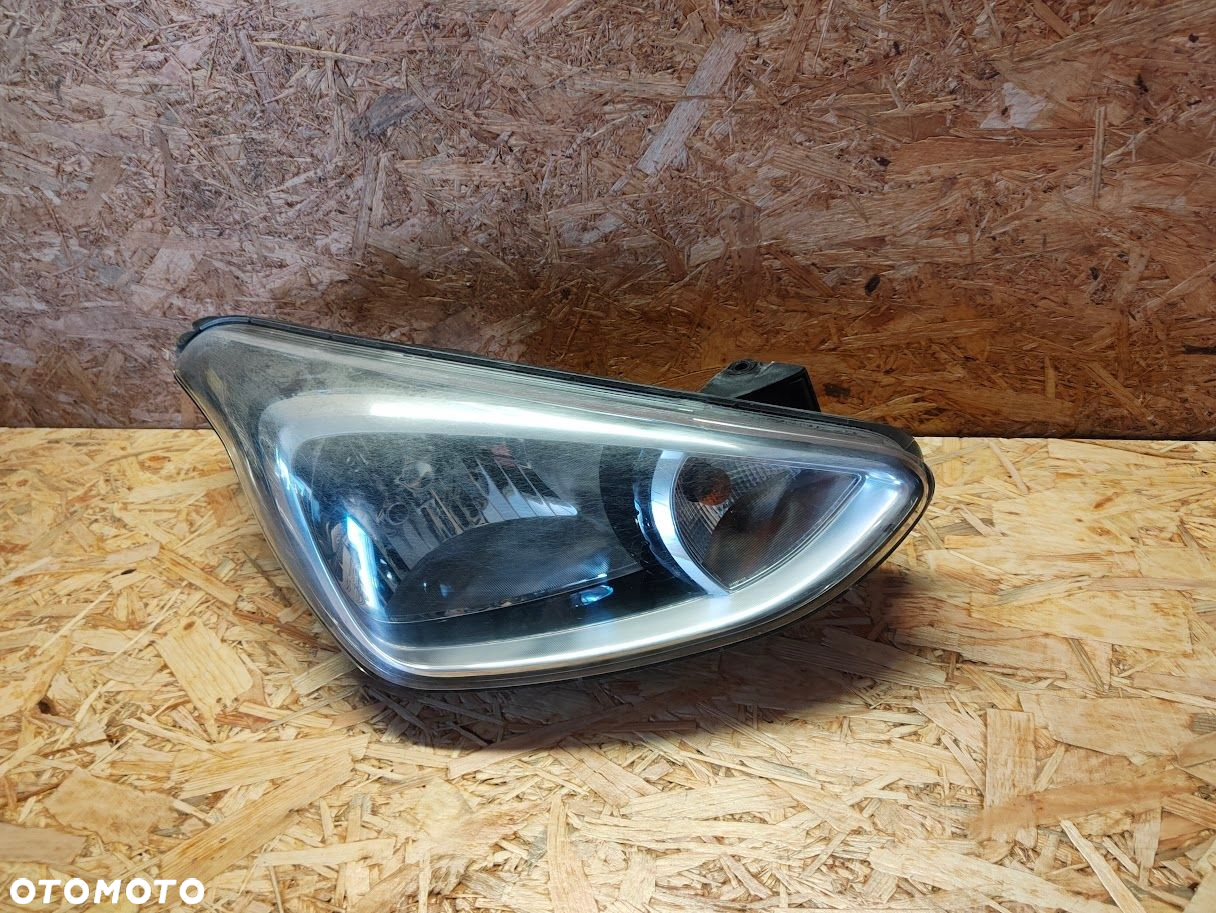 Lampa Reflektor Prawy Przód Hyundai i10 II 92102-B9 - 2