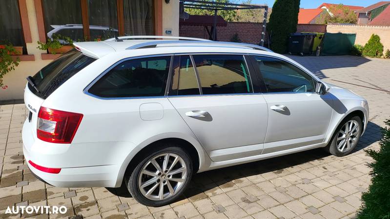 Skoda Octavia 2.0 TDI DSG Style - 11