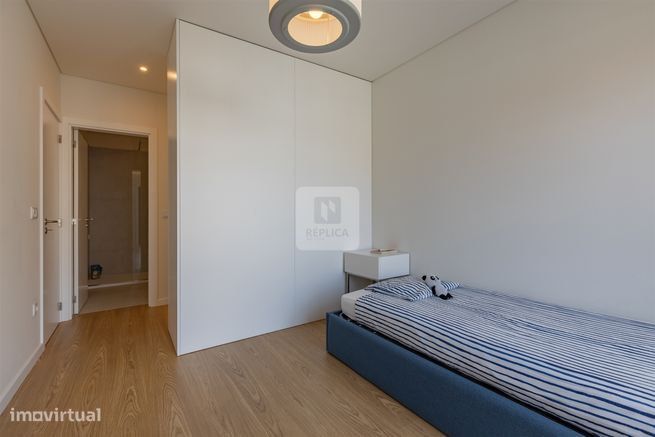 Moradia T3, com jardim e piscina-34