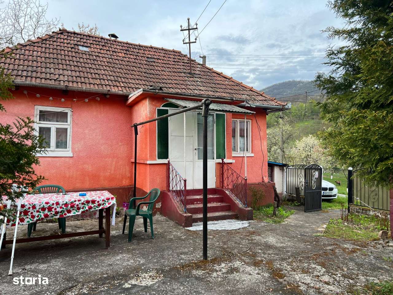 Casa de vanzare, zona Certej-14