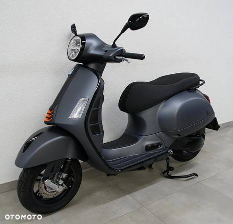 Vespa GTS - 3