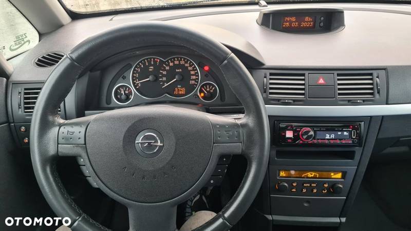 Opel Meriva 1.8 16V Enjoy - 10