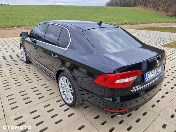 Skoda Superb 2.0 TDI Elegance DSG - 7