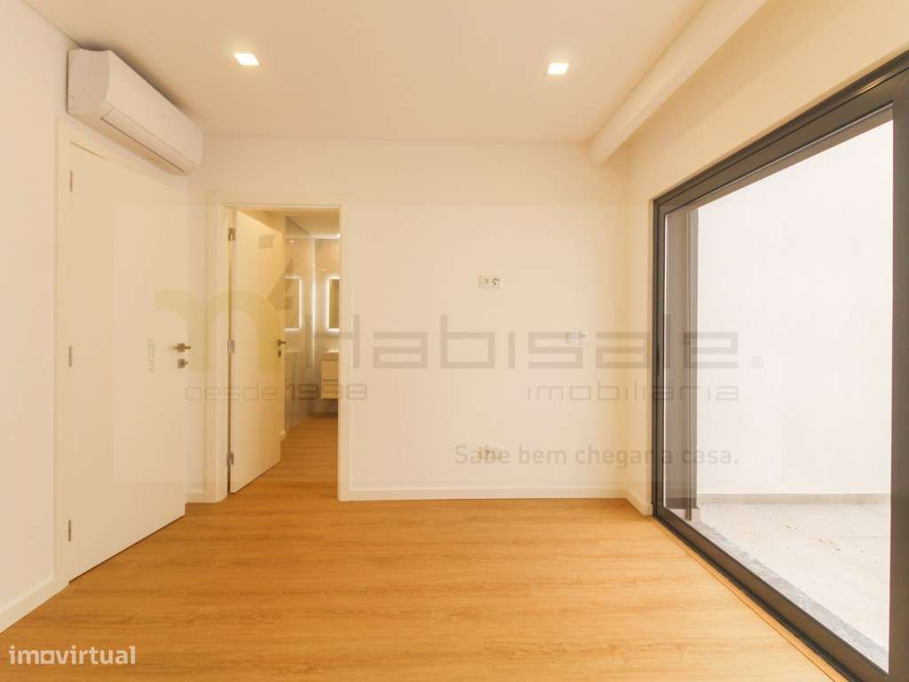 Moradia de Luxo com elevador, piscina e vista panorâmica, em Loures-34