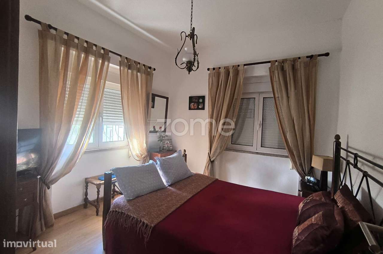 Moradia T4 unifamiliar Carnide-22