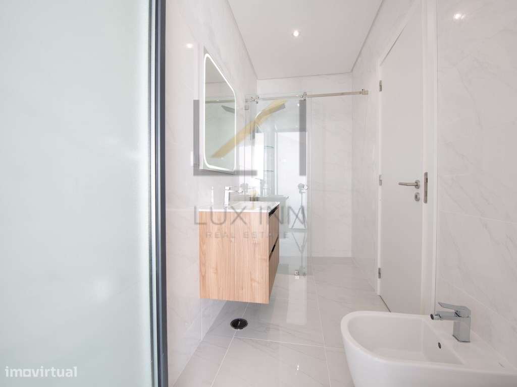 Moradia T4 isolada - Construção Nova-28