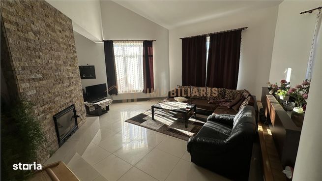 Casa de vanzare, zona Branduselor-5