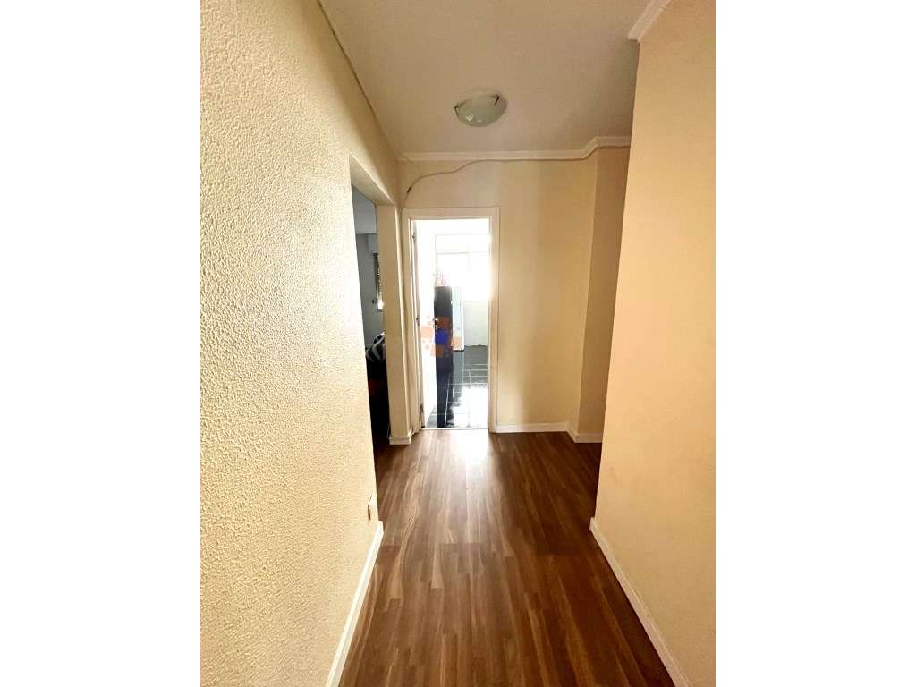 Excelente oportunidade - Apartamento T3 em Corroios-5