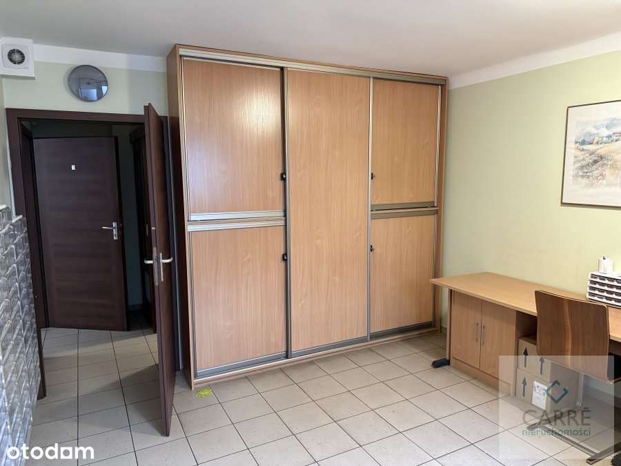 Do sprzedania lokal w Centrum.-10