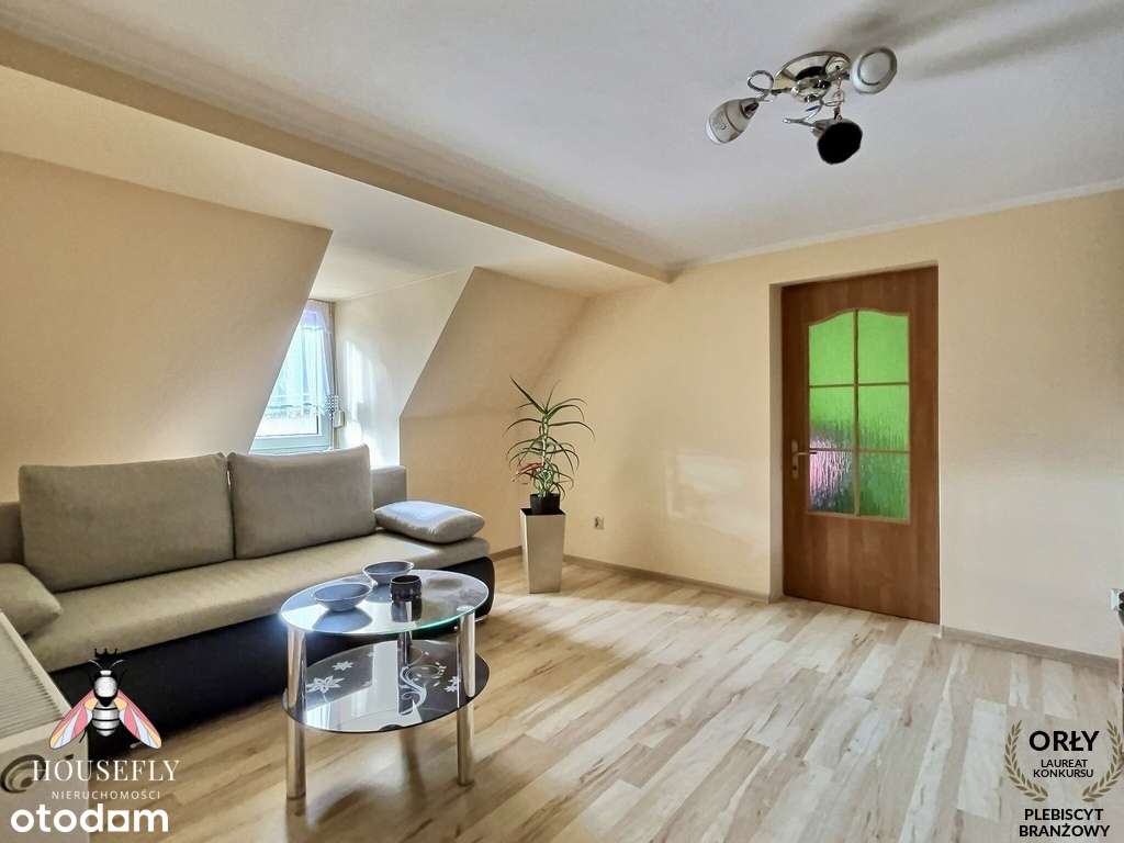 Ciche mieszkanie z zamykanym parkingiem w centrum-0