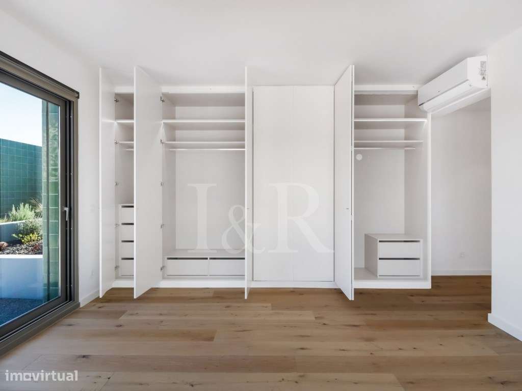 Penthouse T4+1 com terraço, piscina e vista rio no Dafundo, Oeiras-26