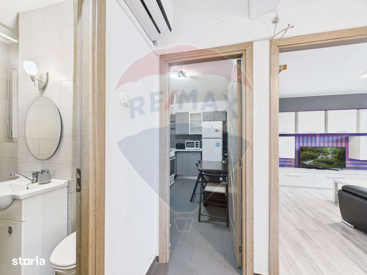 Apartament cu 2 camere de vanzare - Zona Sura Mare-3