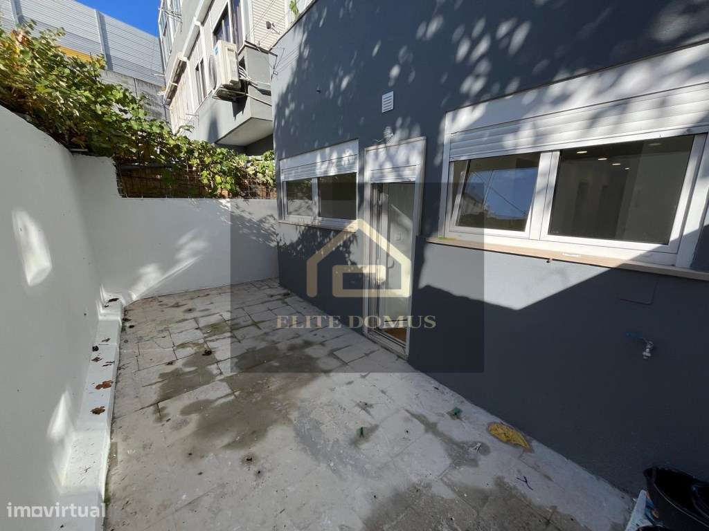 T2 com terraço, totalmente remodelado, Alfornelos!-21