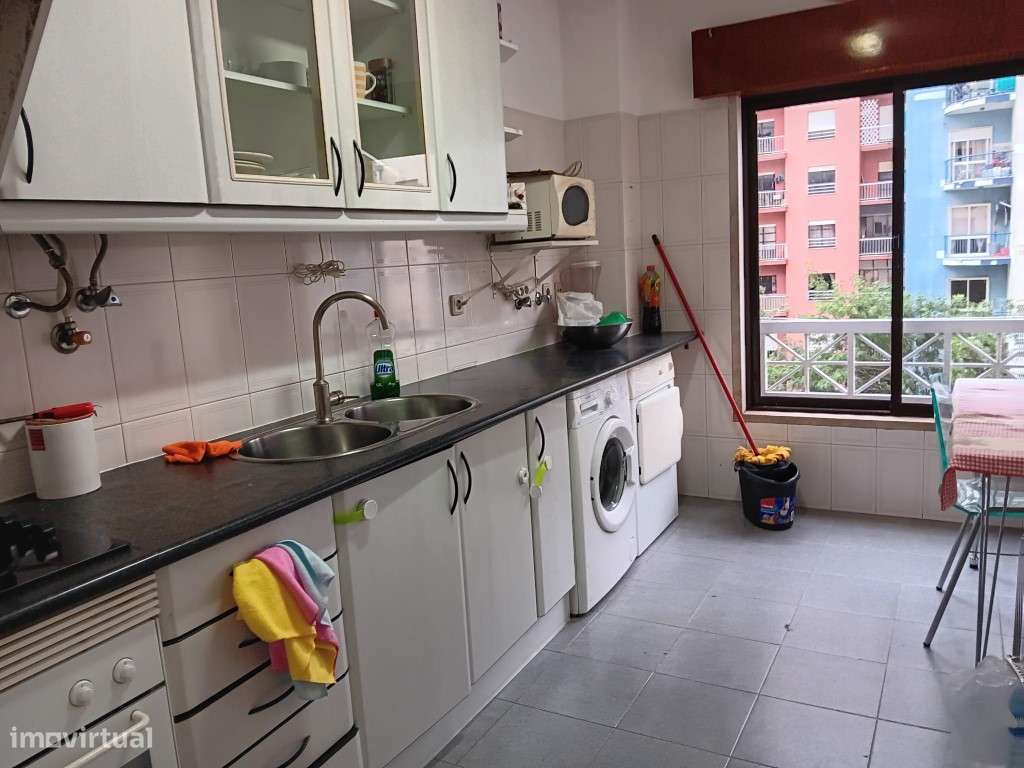 T2 mobilado e equipado- Tapada das Merces - Grande imagem: 3/29