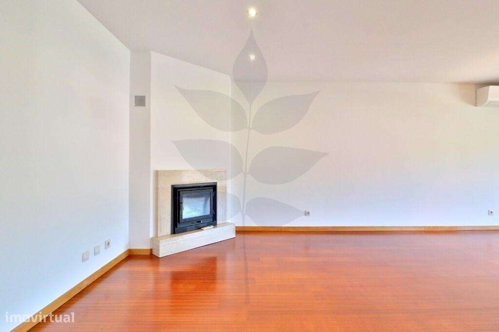 Venda apartamento T3 na freguesia de Este (São Pedro)-25