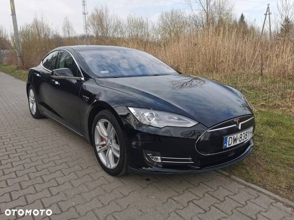 Tesla Model S Standard - 8