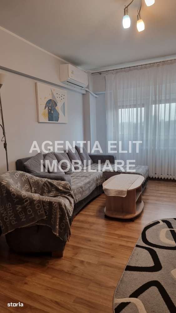 Apartament 3 camere, zona Stadion-1