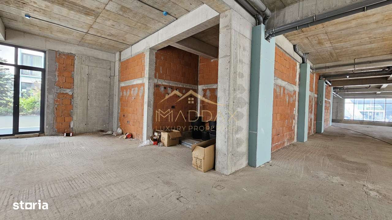 Spatiu comercial cu piscina acoperita***512mp utili // Pipera - Imagine principală: 4/16