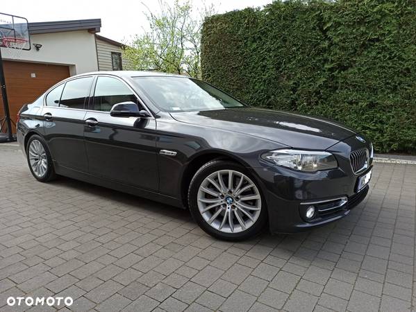 BMW Seria 5 525d xDrive Luxury Line - 35