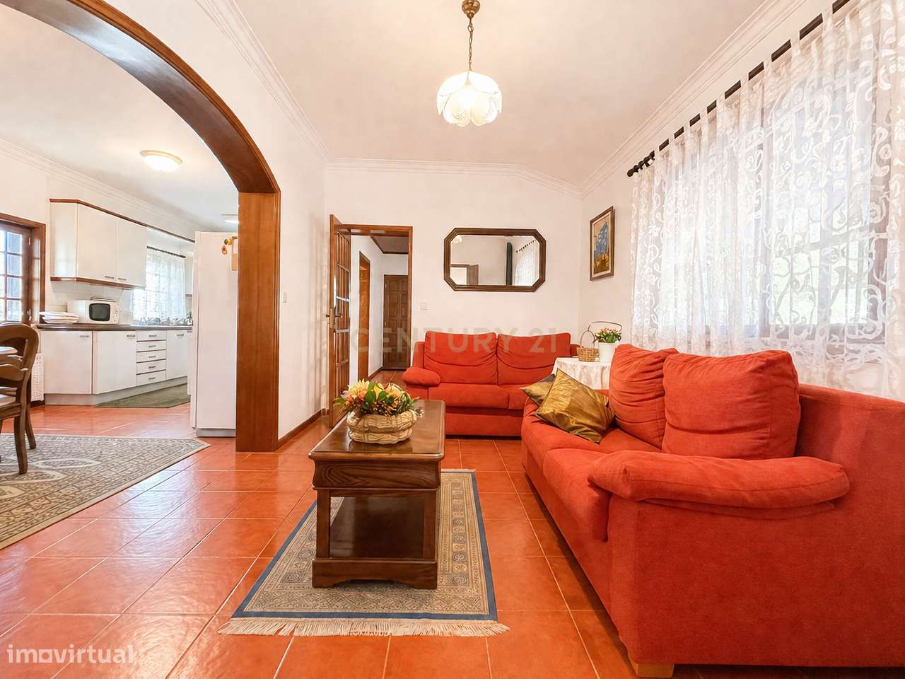 Moradia T3 com excelente privacidade, piscina e grande espaço exterior-12