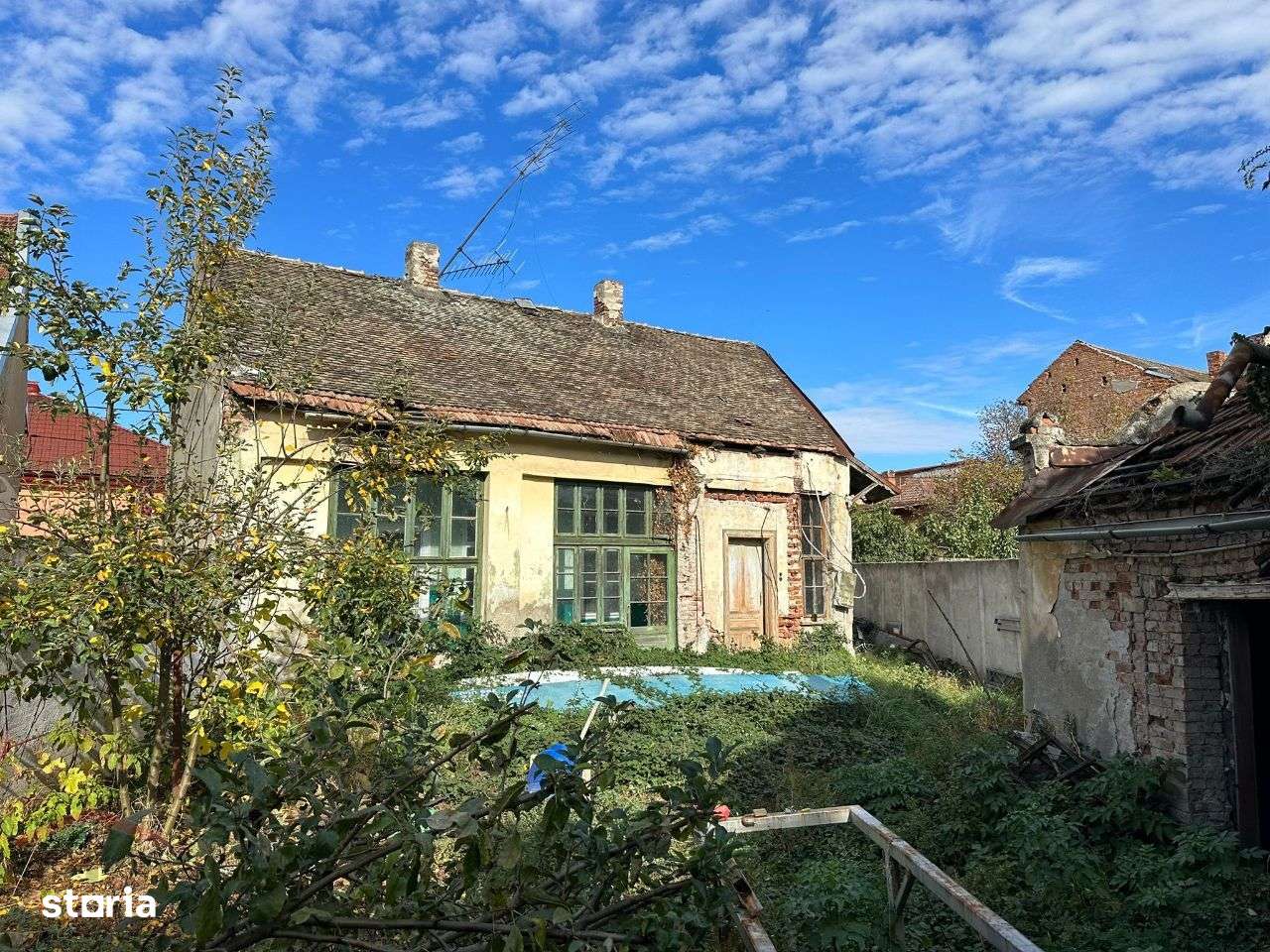 Casa de vanzare in zona Centrala - Imagine principală: 2/9