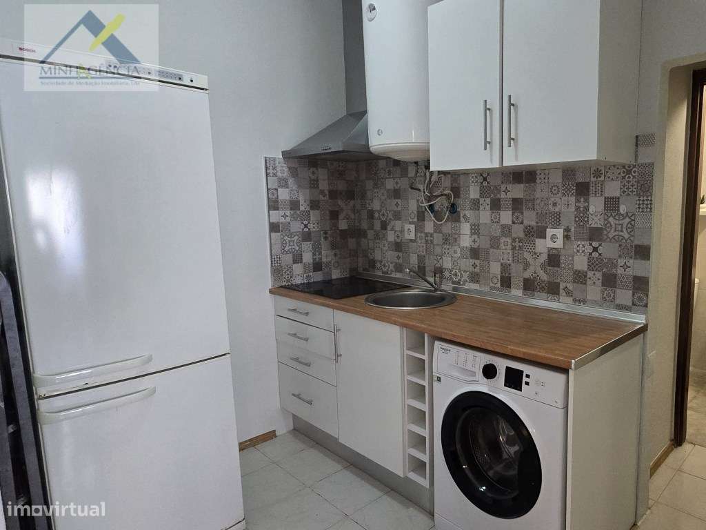 Apartamento T1 com varanda no Bonfim em Setúbal-7