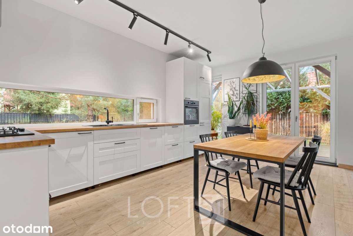 Dom w otoczeniu natury z dużą działką-1