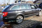 SKODA SUPERB II 3T KOMBI 2010 9910 2.0 TDI CBBB 170KM KXZ CZARNY na części - 7