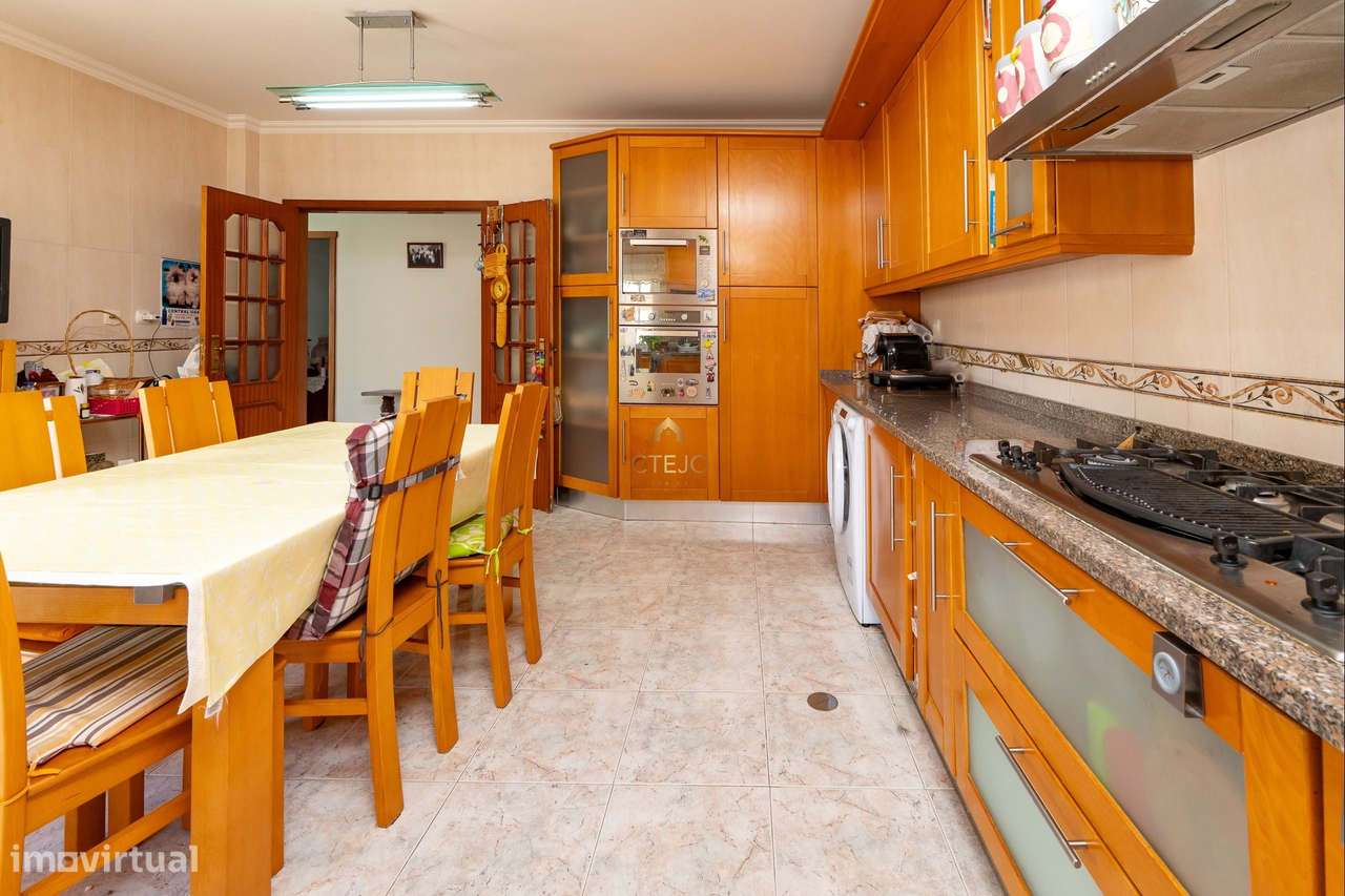 Fantastica Moradia T6 São João da Talha-7