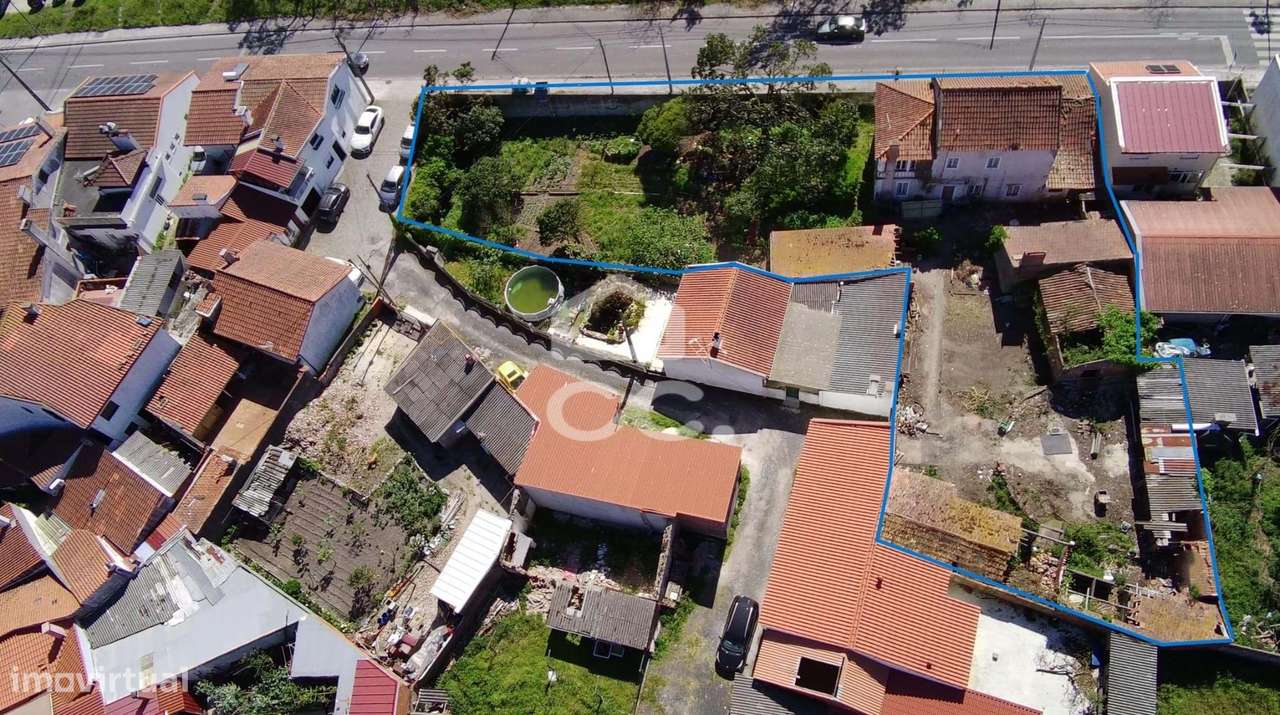 Moradia com elevado potencial na Marinha Grande – Oportunidade de inve-2