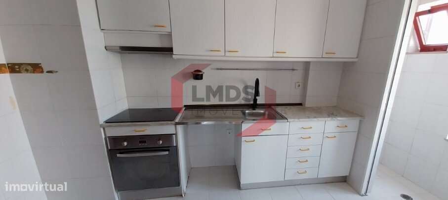 Apartamento T2 com Garagem e Arrumos – Custóias, Matosinhos - Grande imagem: 5/17