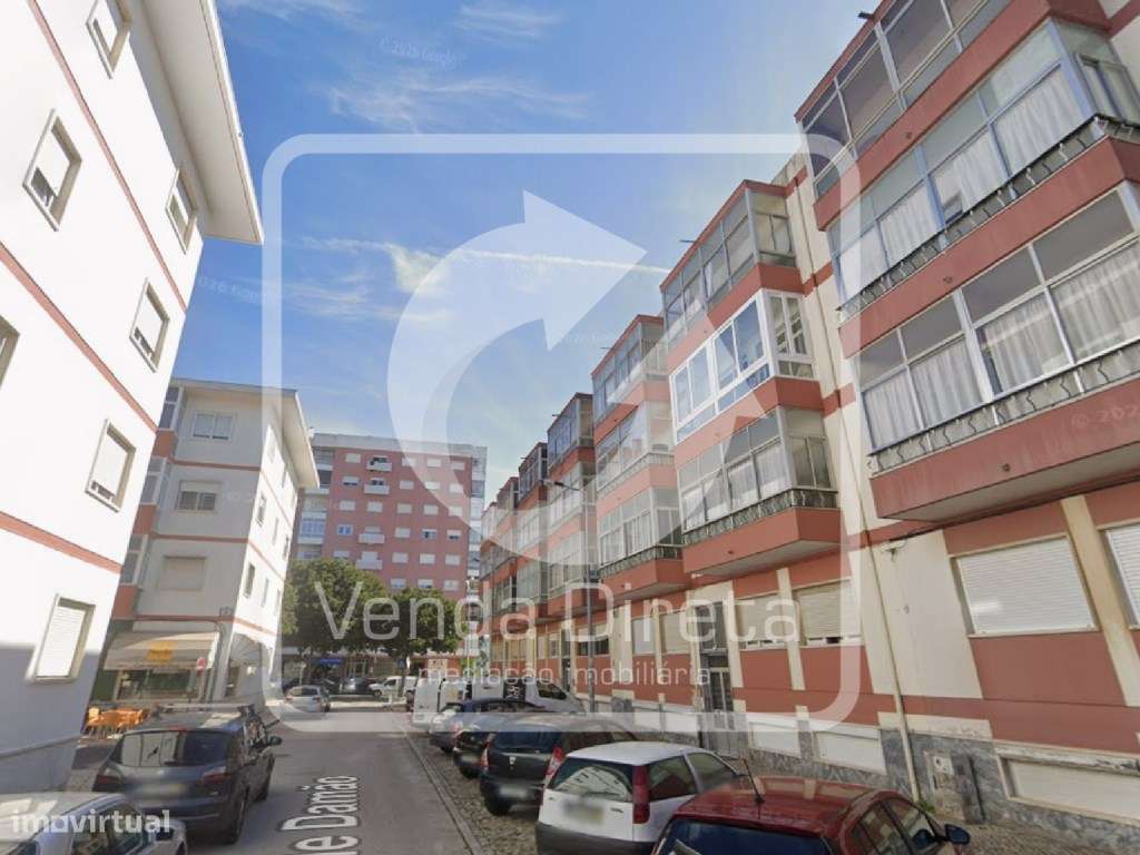 Apartamento T2 com Varandas em Agualva - Excelente Oportunidade-20
