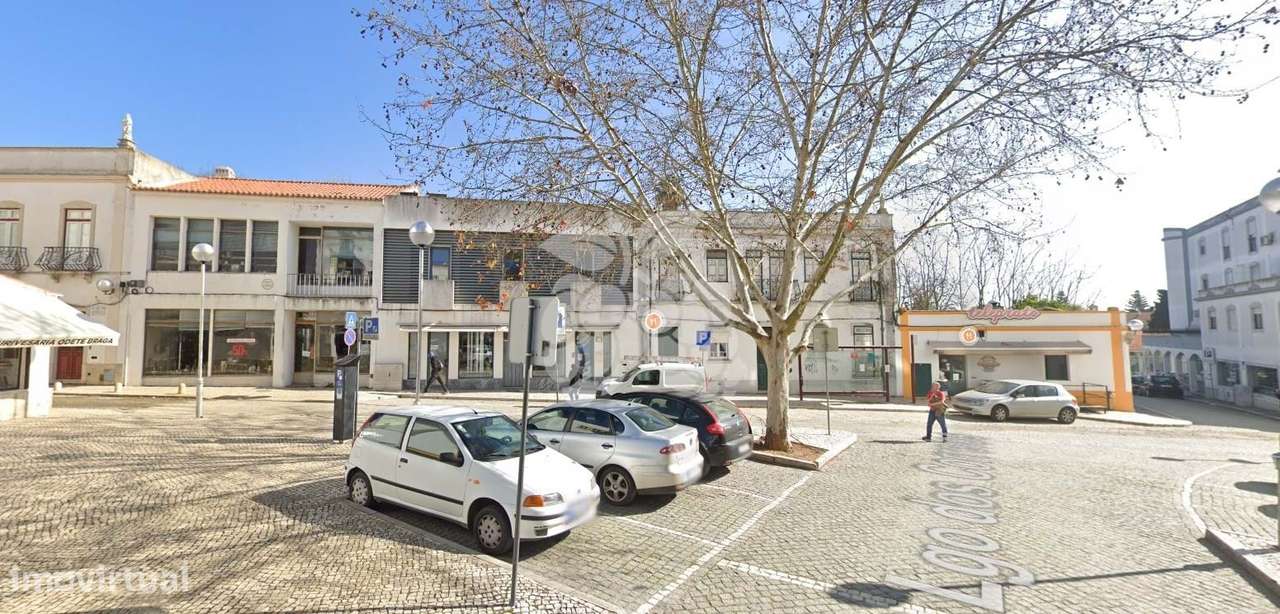 LOJA para investimento, com rendimento em Beja-6