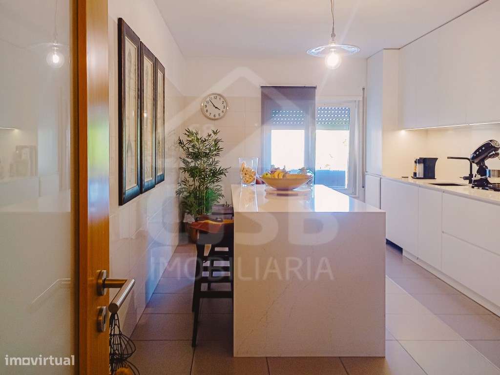 Apartamento T4 Porto Alto-7
