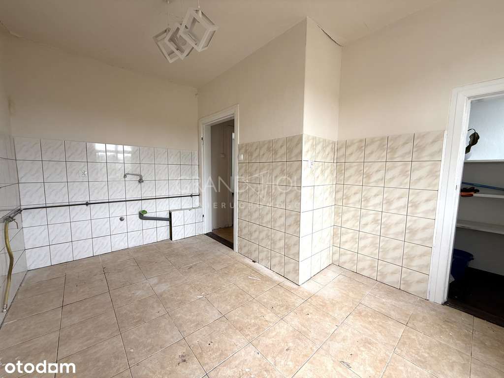 NOWA CENA  – Połowa domu , ogród, garaż, strych-7