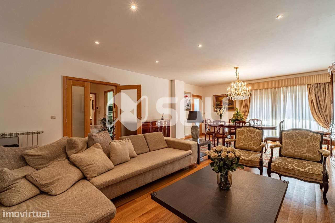 Apartamento T4 na Senhora da Hora, Matosinhos - Grande imagem: 4/30