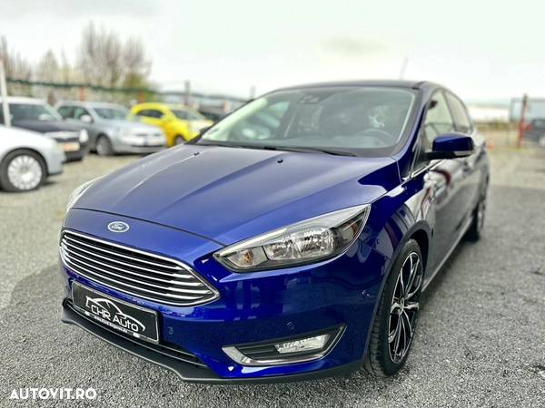 Ford Focus 1.0 EcoBoost Titanium - 23