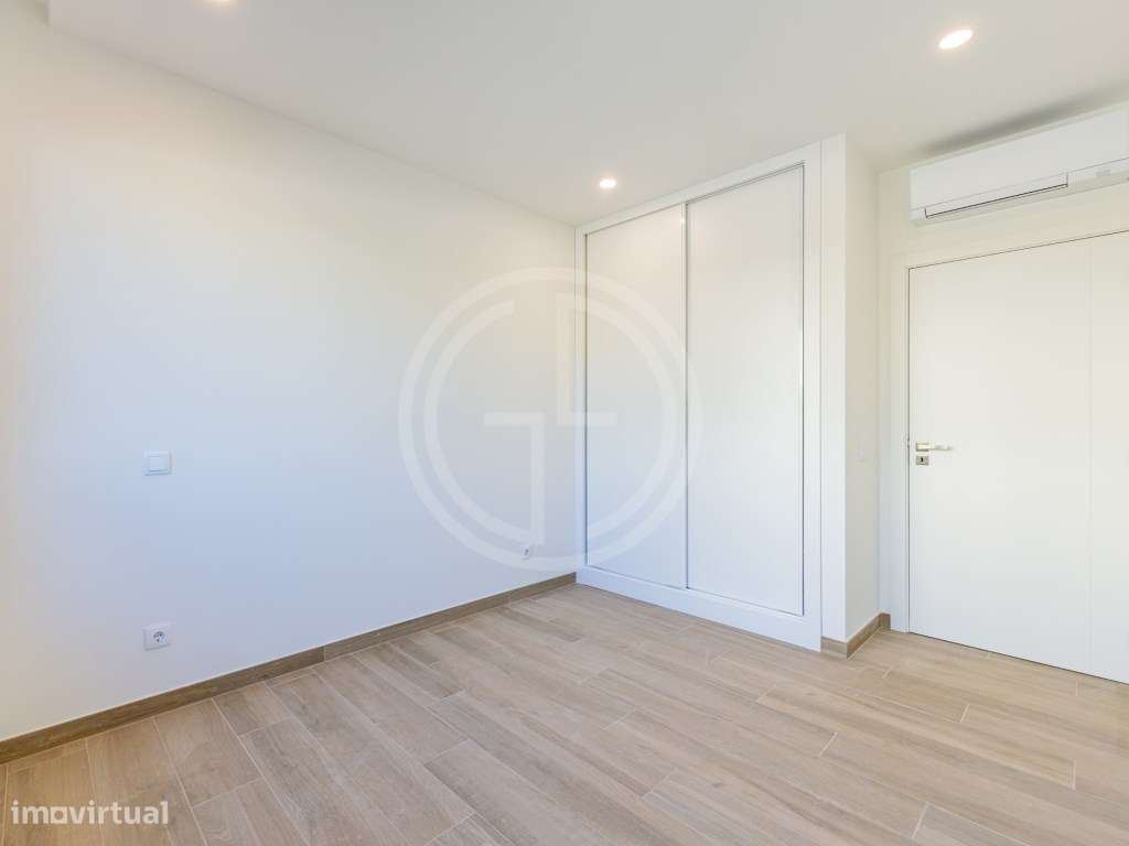 Apartamento T3 novo em condomínio com piscina, no centro de Vilamou...-10