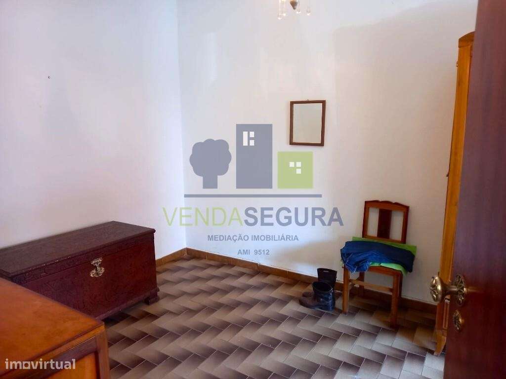 Moradia R/C T2 com Quintal | Zona do Sete e Meio | Moura - Grande imagem: 2/19