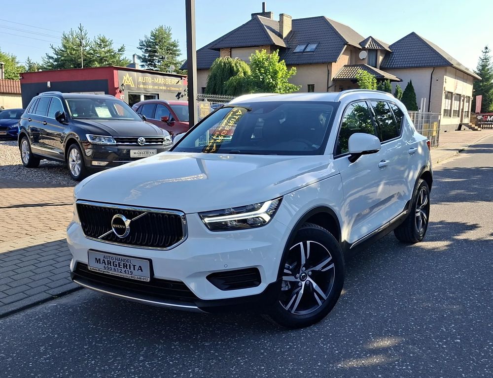 Volvo XC40 D3 SCR Momentum Core 2019