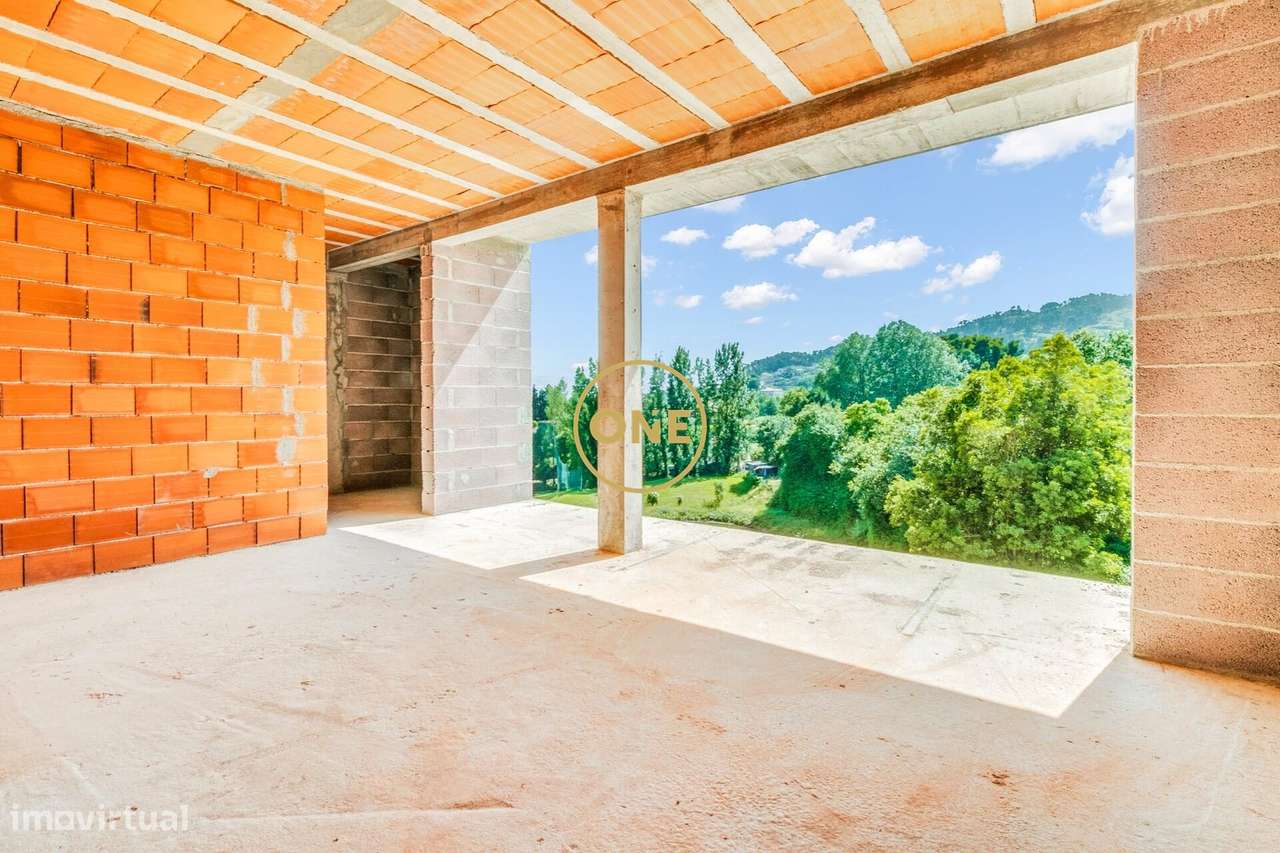 Moradia T3 Vila Golfe Condomínio l Amarante l 390,000.00€-13