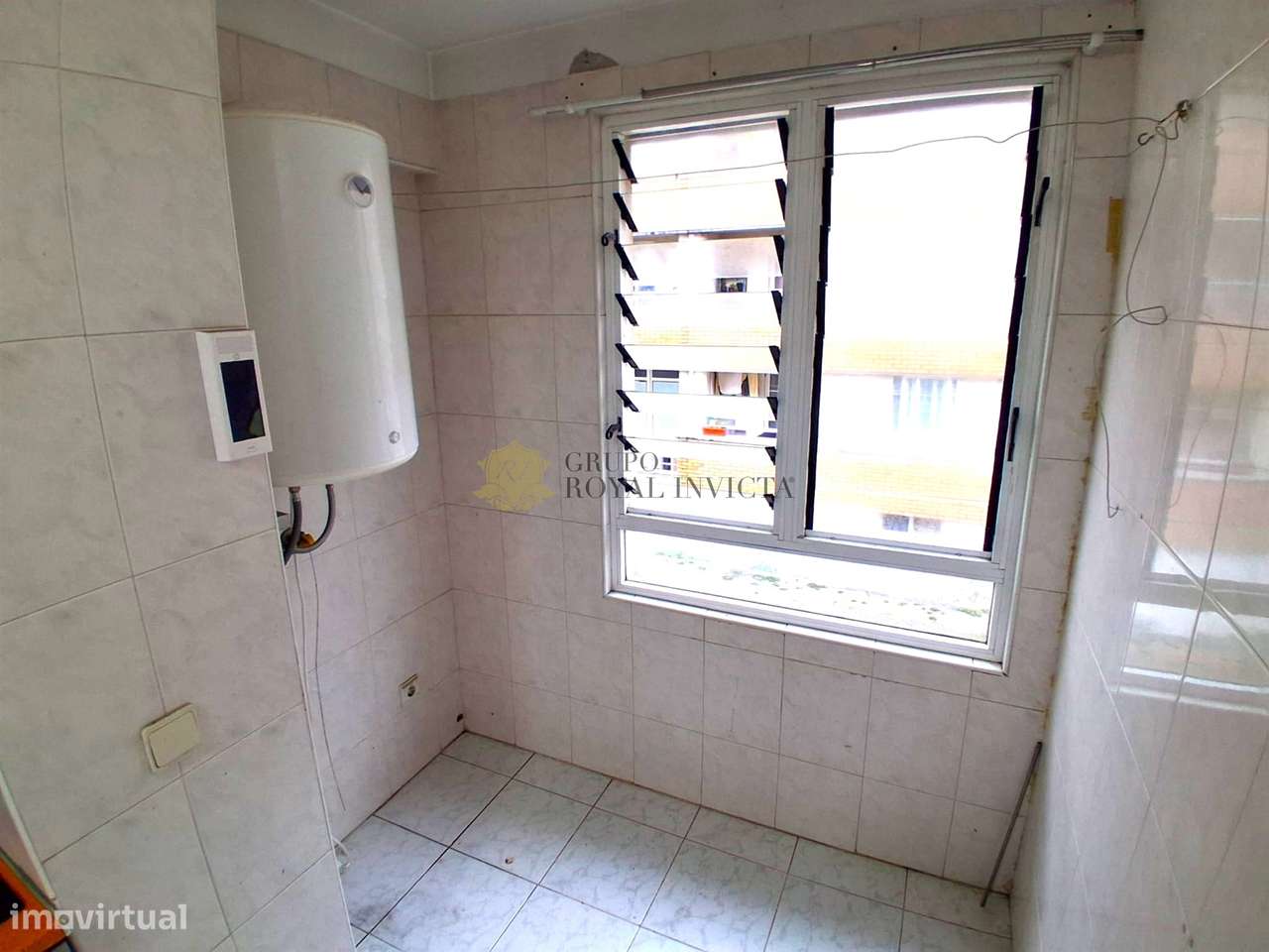 T3 em Remodelação com lugar de garagem  -  Baguim do Monte. - Grande imagem: 4/27