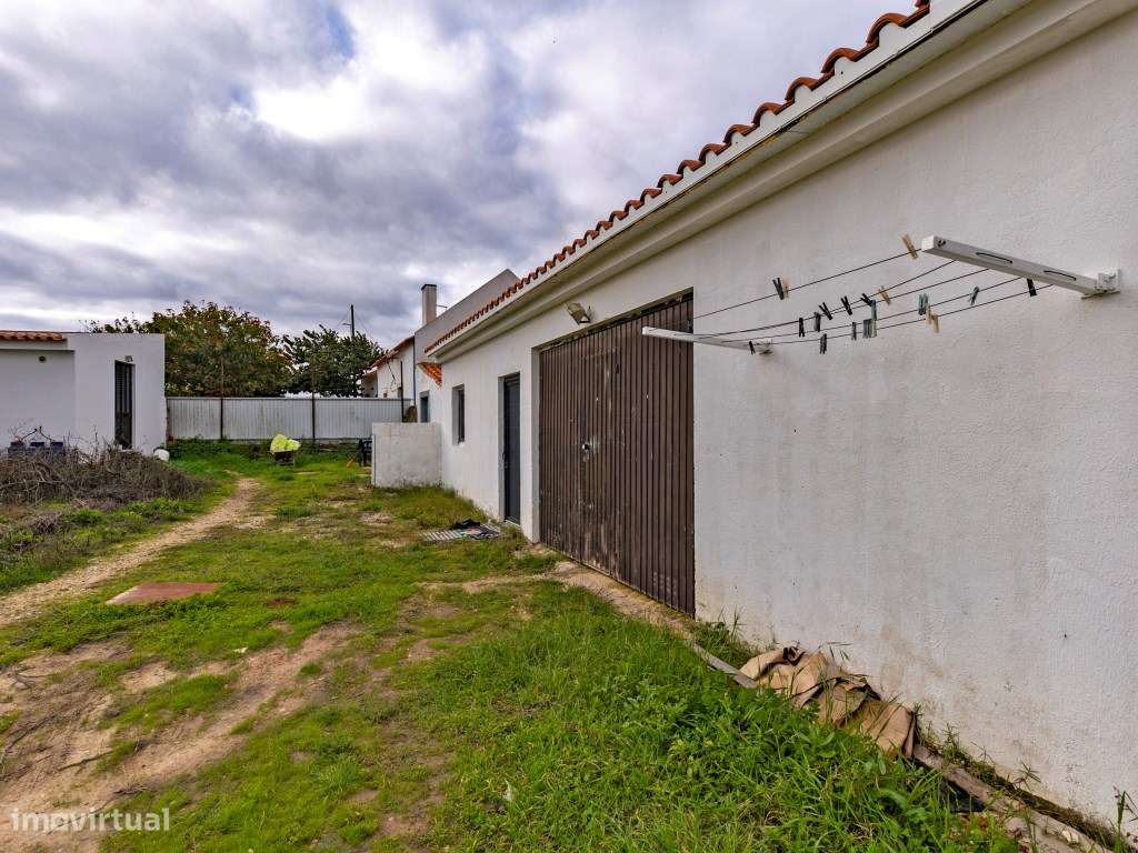 Moradia T3 Isolada com 1000 m² + Terreno Contíguo de 1200 m² - Cast...-54