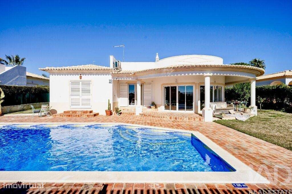 Casa / Villa T4 em Albufeira e Olhos de Água de 180,00 m2 - Grande imagem: 3/15
