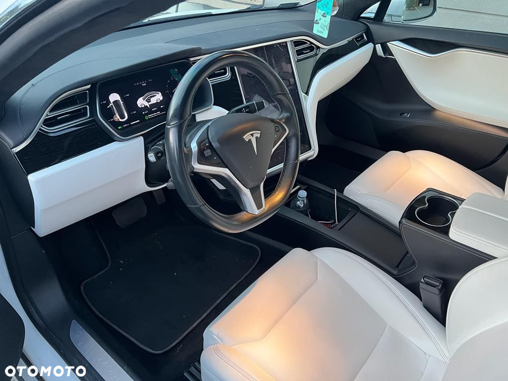 Tesla Model S Standard - 17