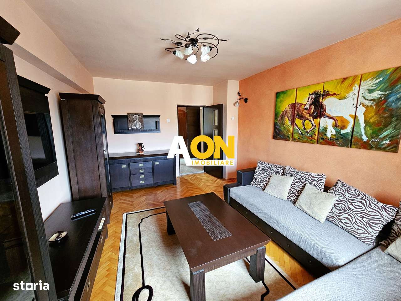 Apartament 3 camere decomandat, etaj 2, ultracentral, zona Primarie - Imagine principală: 5/10