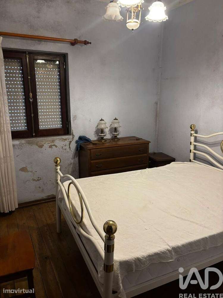 Casa T2 em Covas e Vila Nova de Oliveirinha de 98,00 m2 - Grande imagem: 5/11