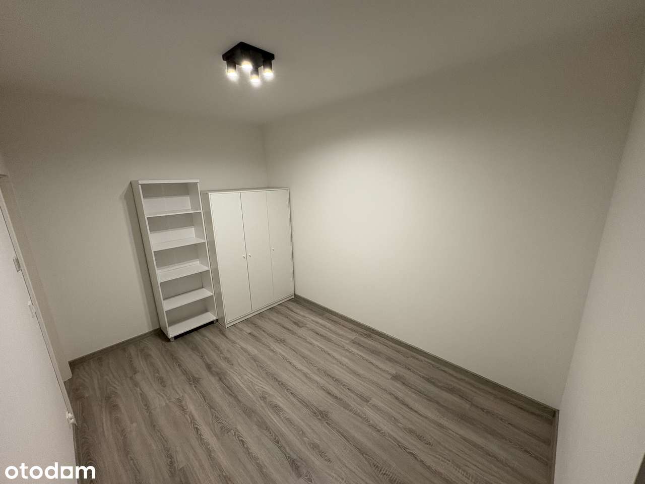Apartament 3 pokojowy - po odnowieniu (nowa niższa cena) - Pełny obrazek: 2/13