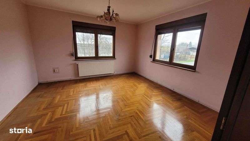 Imobil cu 3case:C1-3 nivele;C2-2nivele;C4-1 nivel;C3;C5;Piscina;Foisor - Imagine principală: 5/7